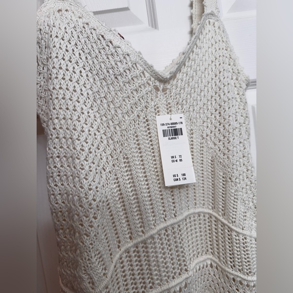 NWT Abercrombie and Fitch Crochet Style Mini Dress Cream
Color XL TALL(44” long) - Picture 4 of 11